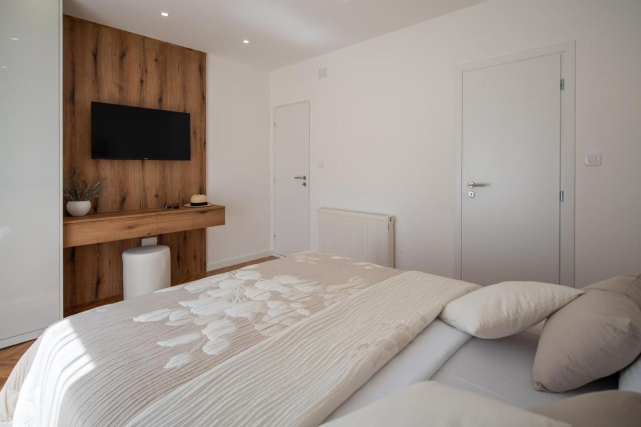 Garden Apartment Пакоштане Екстер'єр фото